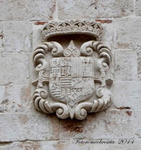 stemma di Luis Francisco de la Cerda y Aragòn y Cardona y Cordoba Fernandéz de Ribera, IX duca di Medinacoeli !.