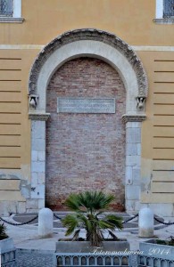 Archivolto del Palazzo di Federico II
