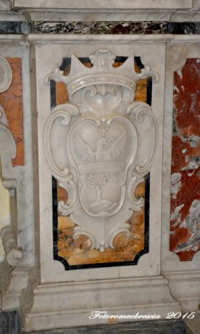 Chiesa di Gesù e Maria – stemma della famiglia Rosati