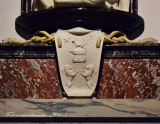 stemma del vescovo mons. Farina